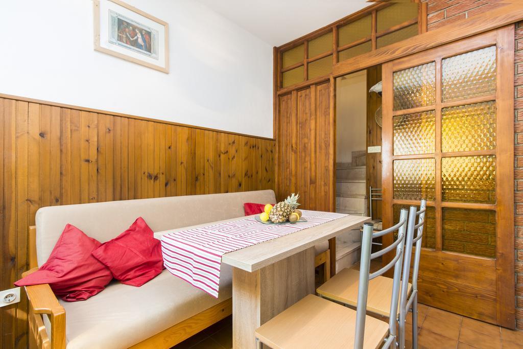 Apartment Neven ロゴズニッツァ 部屋 写真